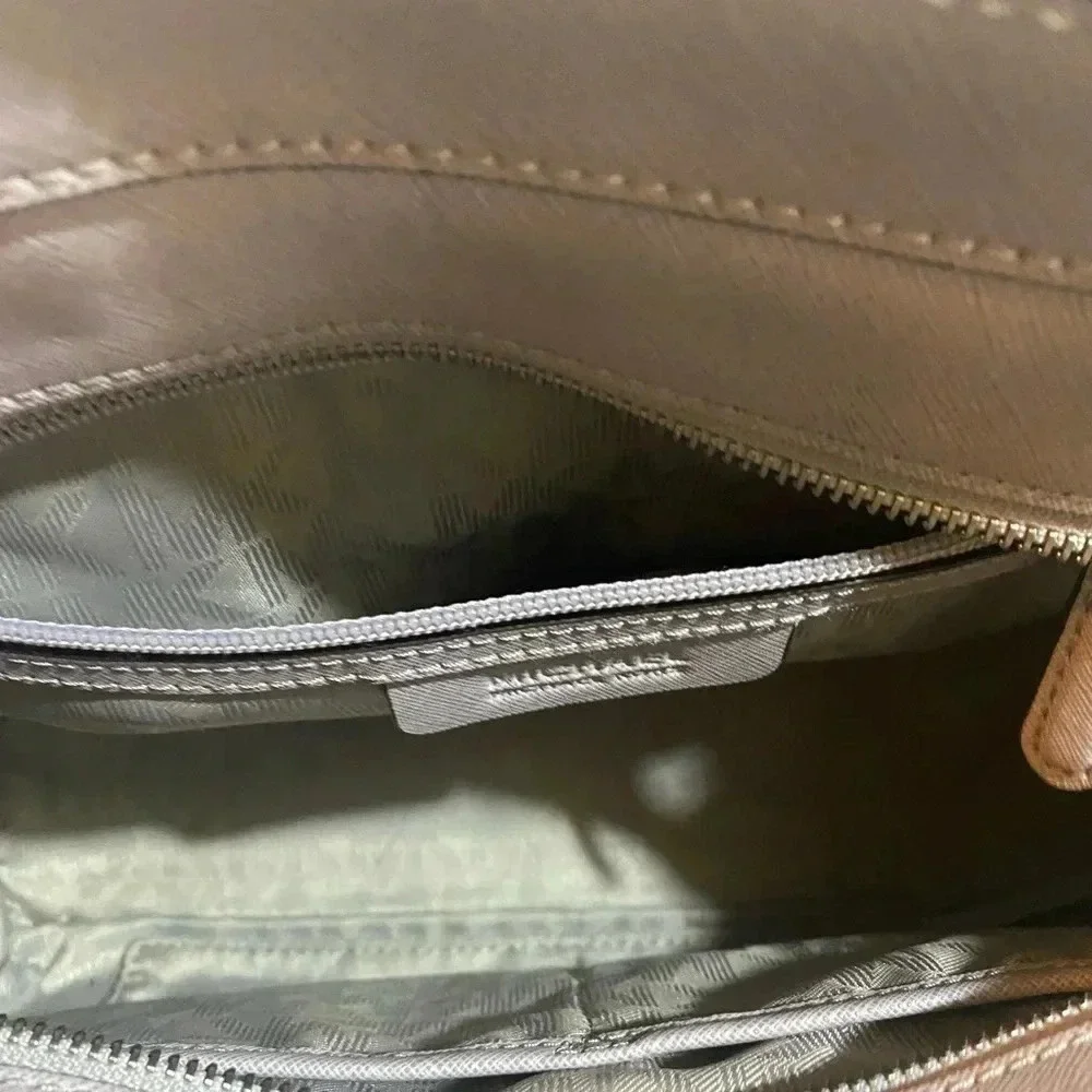 Michael kors grey saffiano leather satchel handbag